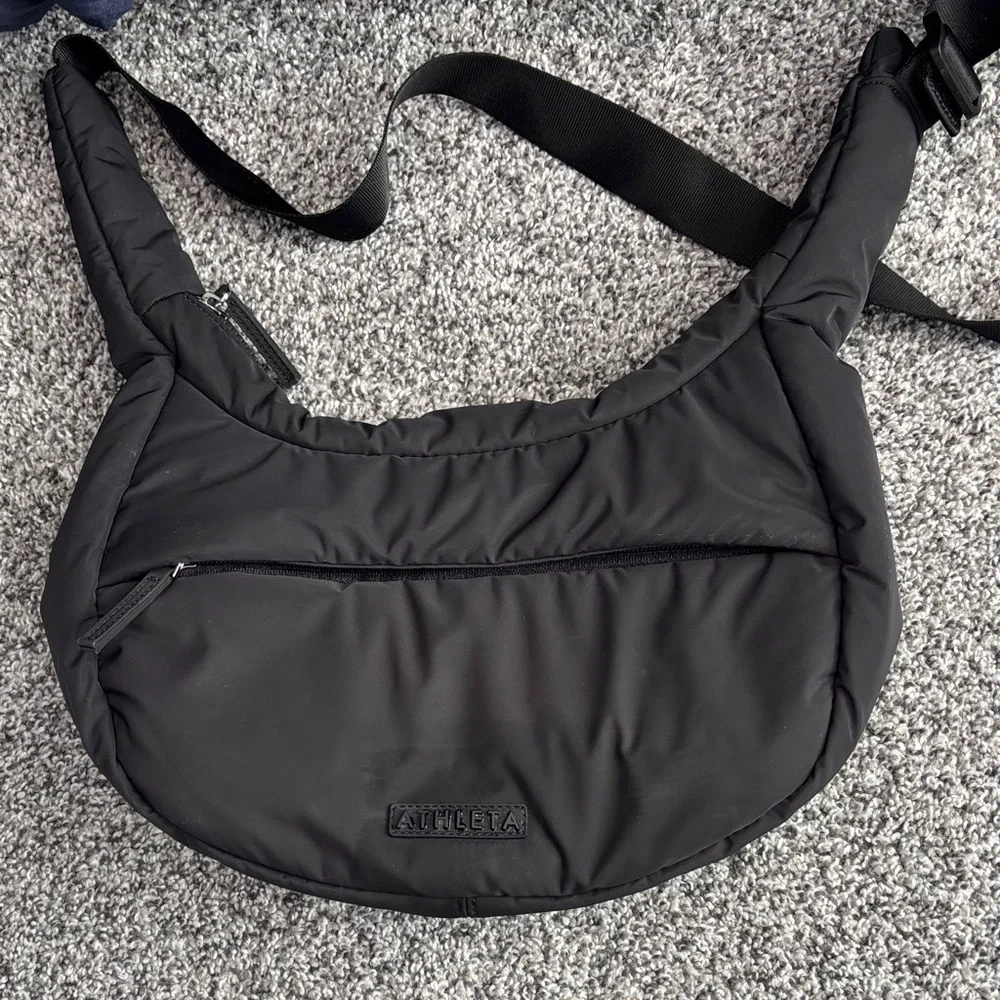 EUC Athleta Power of She Small Crossbody Hobo Bag - Picture 2 of 14